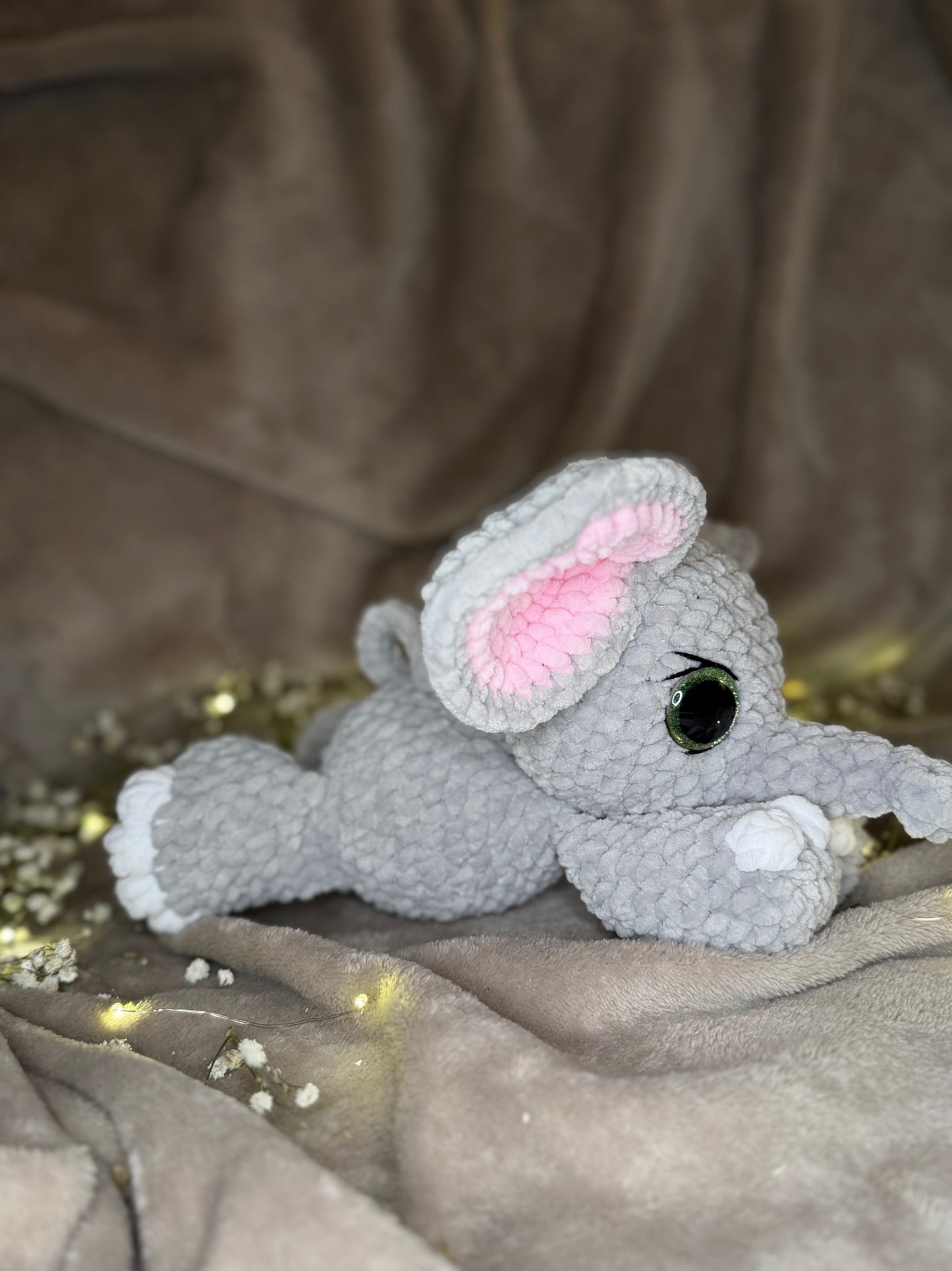 Em der liegende Gewichts-Elefant